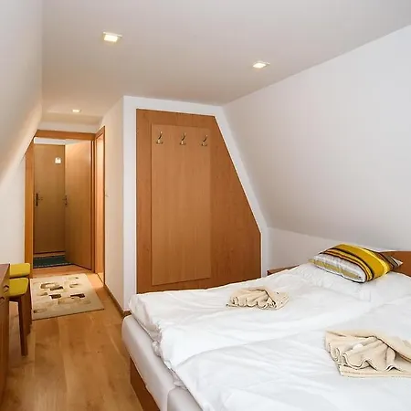 Πανσιόν Cementar